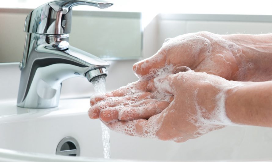Why You Should Not Use Antibacterial Cleaning Products